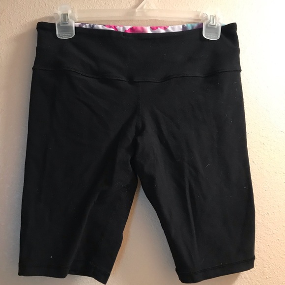Lululemon Reverse Groove Short spandex black - Picture 5 of 9